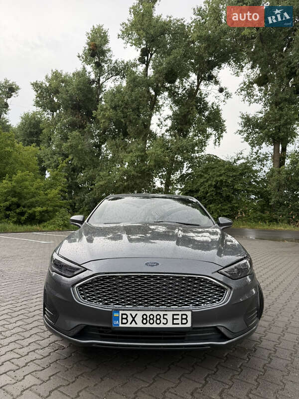 Седан Ford Fusion 2019 в Хмельницком
