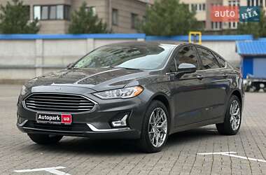 Седан Ford Fusion 2019 в Одессе