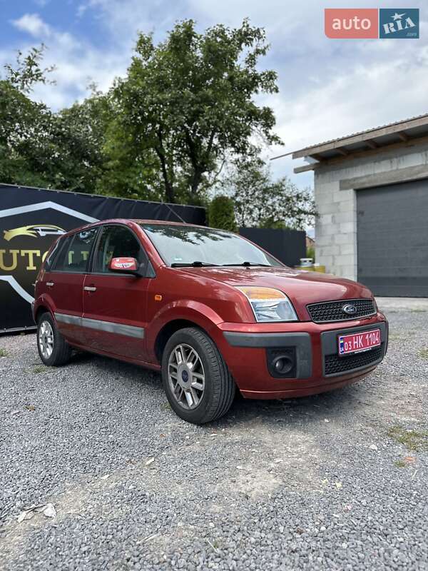 Хэтчбек Ford Fusion 2009 в Городке фото 5 Хэтчбек Ford Fusion 2009 в Городке