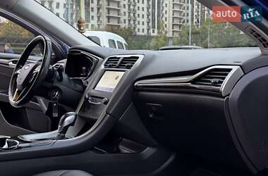 Седан Ford Fusion 2014 в  фото 25 Седан Ford Fusion 2014 в