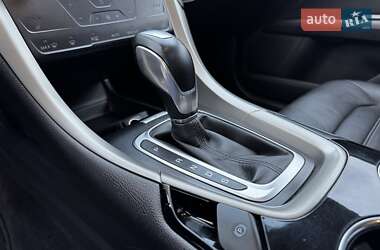 Седан Ford Fusion 2014 в  фото 27 Седан Ford Fusion 2014 в