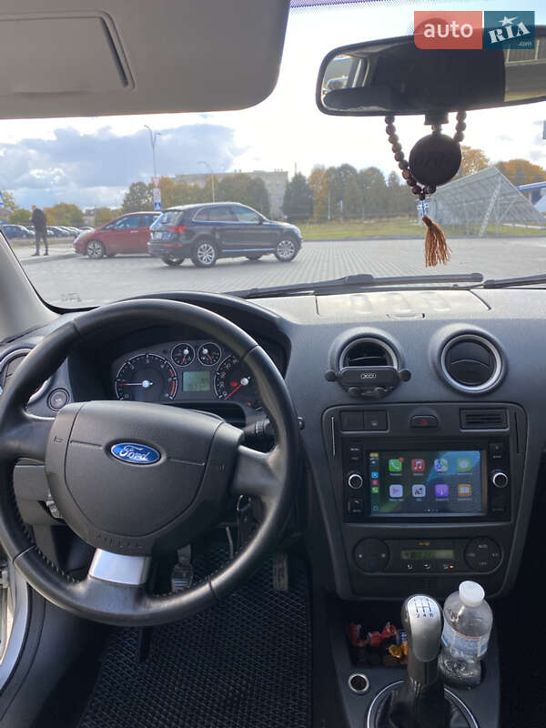 Хэтчбек Ford Fusion 2008 в Владимире фото 9 Хэтчбек Ford Fusion 2008 в Владимире