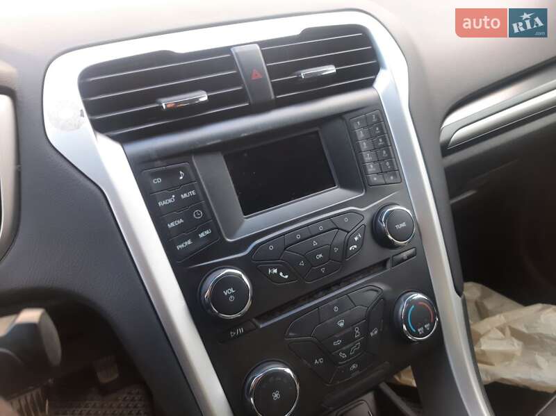 Седан Ford Fusion 2014 в Києві