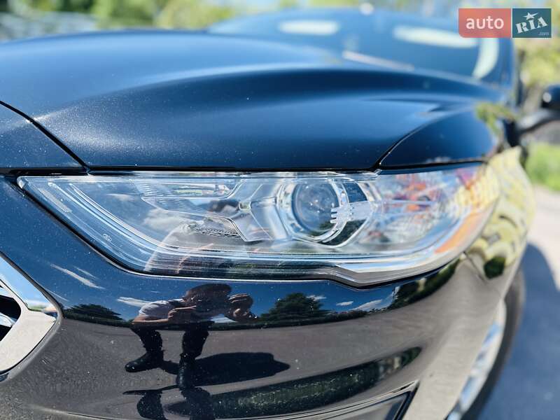 Седан Ford Fusion 2020 в Днепре