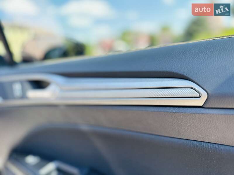 Седан Ford Fusion 2020 в Днепре