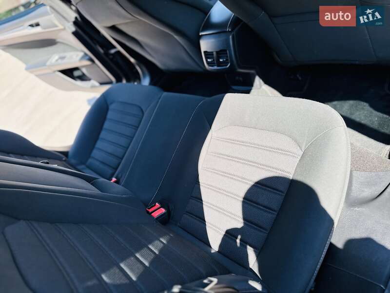 Седан Ford Fusion 2020 в Днепре