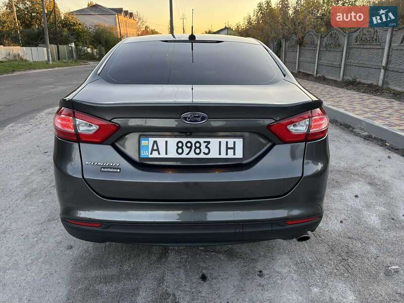 Седан Ford Fusion 2015 в Василькові