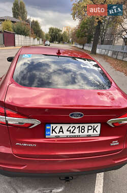 Седан Ford Fusion 2020 в 