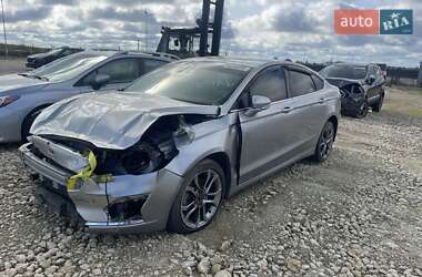 Седан Ford Fusion 2020 в 