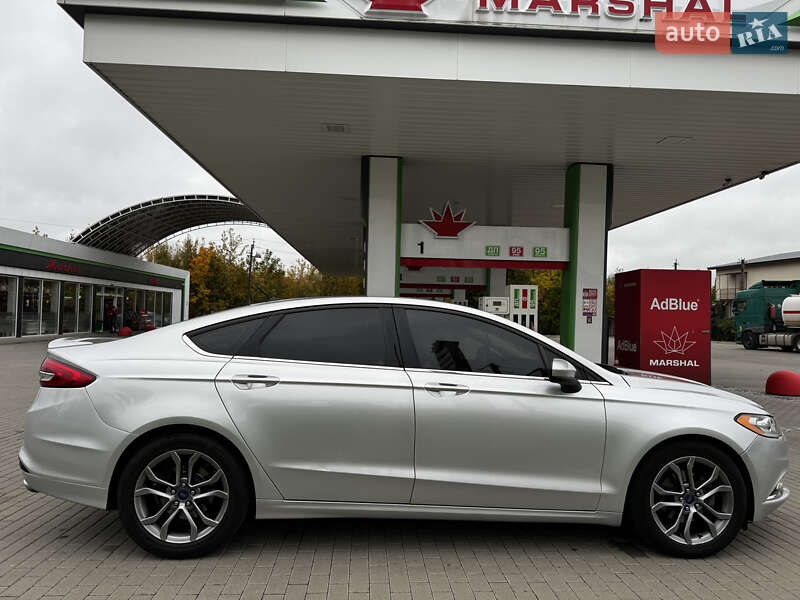 Седан Ford Fusion 2016 в Житомирі