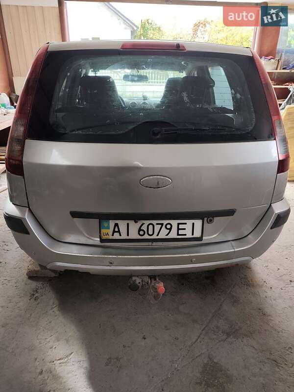 Хэтчбек Ford Fusion 2008 в Белогородке