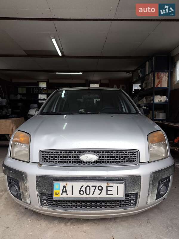 Хэтчбек Ford Fusion 2008 в Белогородке