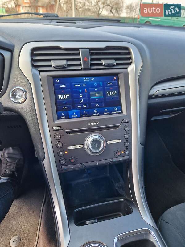 Седан Ford Fusion 2018 в Одесі