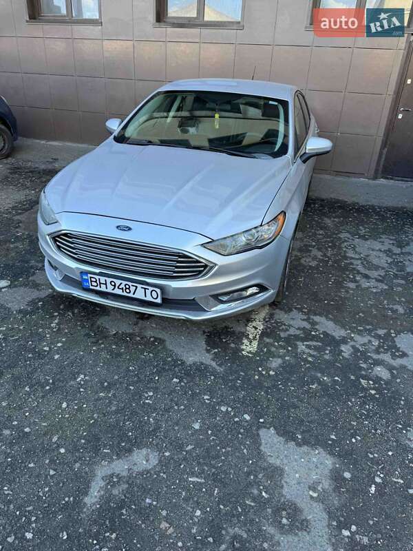 Седан Ford Fusion 2016 в Одесі