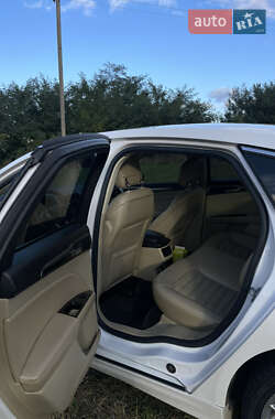 Седан Ford Fusion 2014 в Яворове