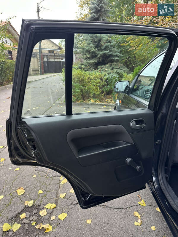 Хетчбек Ford Fusion 2011 в Києві фото 27 Хетчбек Ford Fusion 2011 в Києві