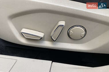 Седан Ford Fusion 2014 в 