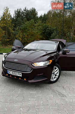 Седан Ford Fusion 2013 в  фото 4 Седан Ford Fusion 2013 в