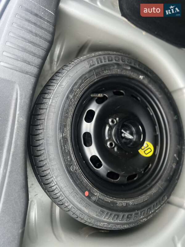 Хетчбек Ford Fusion 2007 в Вінниці фото 51 Хетчбек Ford Fusion 2007 в Вінниці