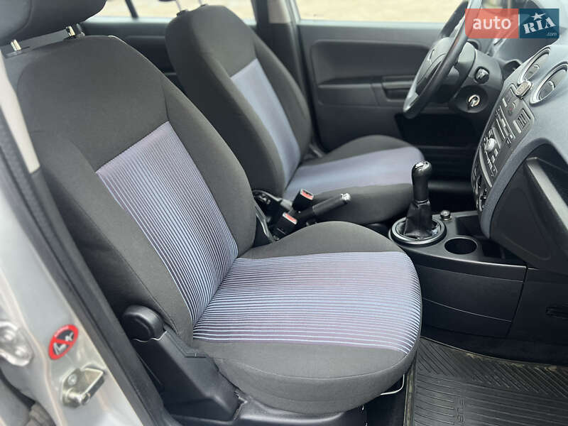 Хетчбек Ford Fusion 2007 в Вінниці фото 61 Хетчбек Ford Fusion 2007 в Вінниці