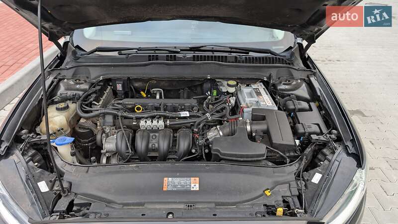 Седан Ford Fusion 2015 в Киеве