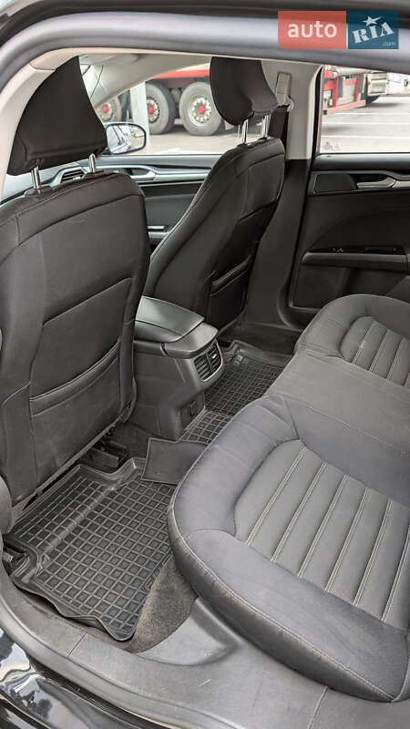 Седан Ford Fusion 2015 в Киеве