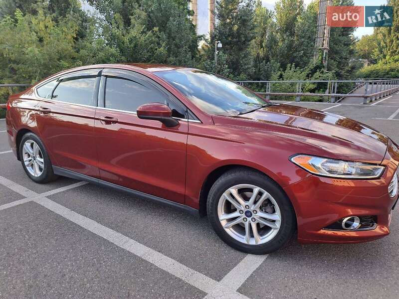 Седан Ford Fusion 2014 в Києві фото 10 Седан Ford Fusion 2014 в Києві