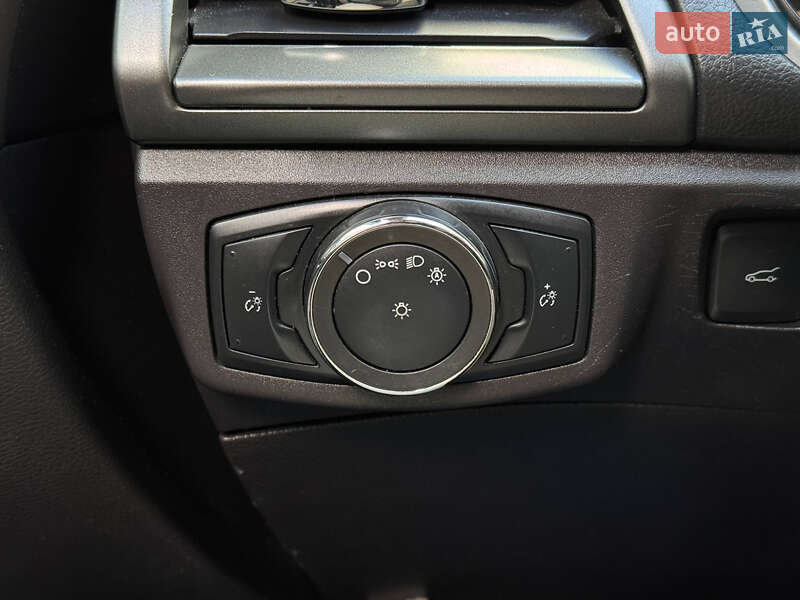 Седан Ford Fusion 2016 в Киеве
