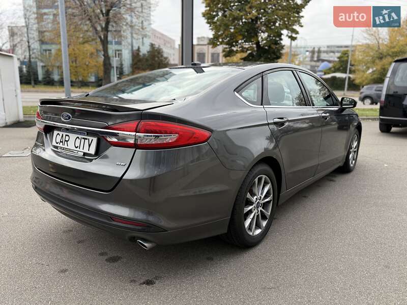 Седан Ford Fusion 2017 в Києві