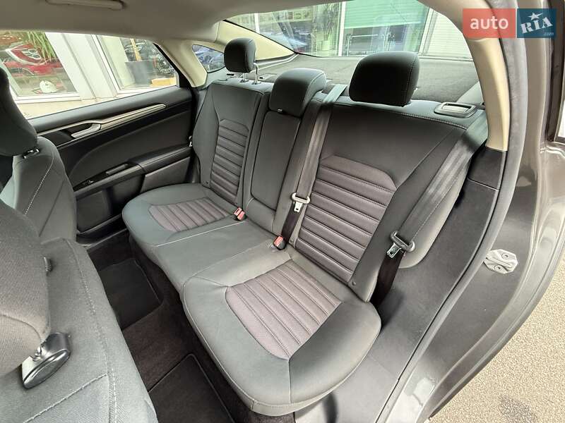 Седан Ford Fusion 2017 в Києві
