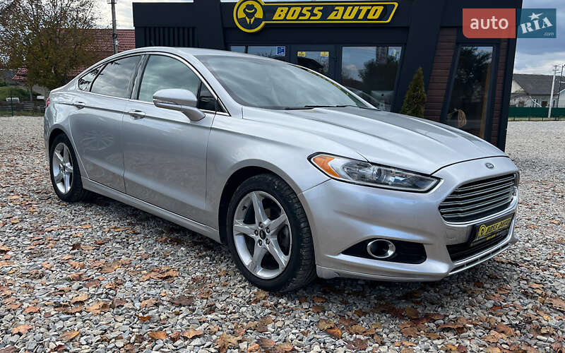 Ford Fusion 2015