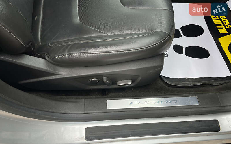 Седан Ford Fusion 2015 в Коломые