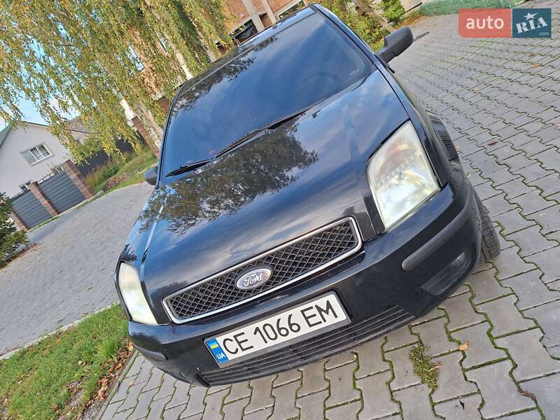 Хетчбек Ford Fusion 2004 в Чернівцях
