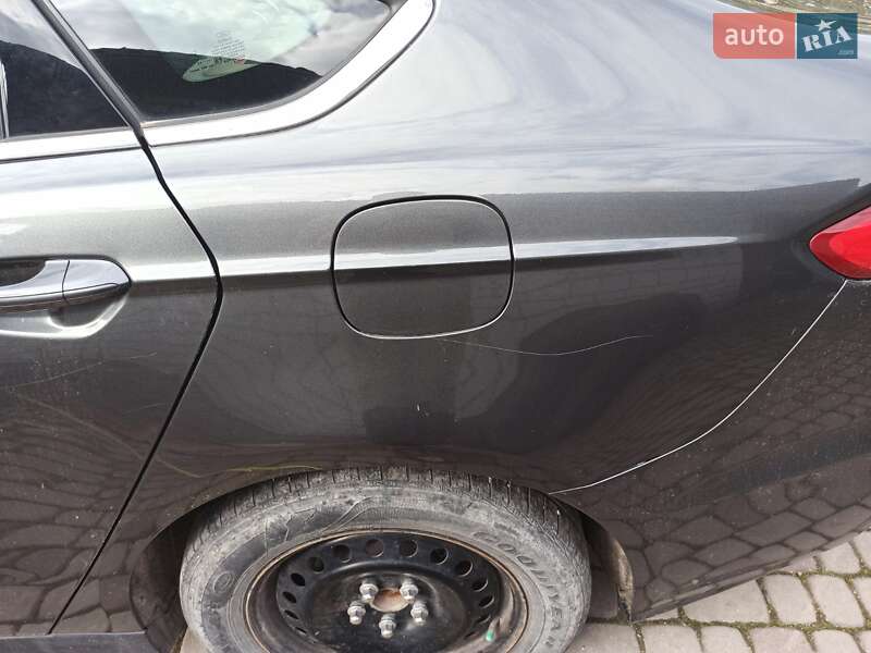 Седан Ford Fusion 2020 в Бродах