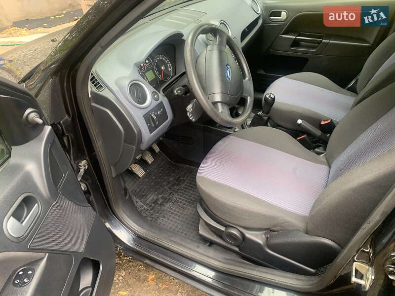 Хетчбек Ford Fusion 2007 в Запоріжжі