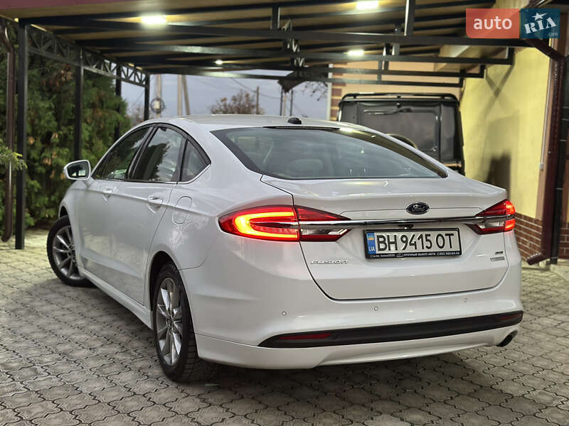 Седан Ford Fusion 2016 в Могилев-Подольске