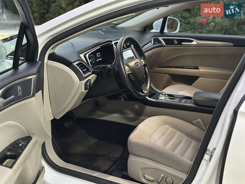 Седан Ford Fusion 2016 в Могилев-Подольске