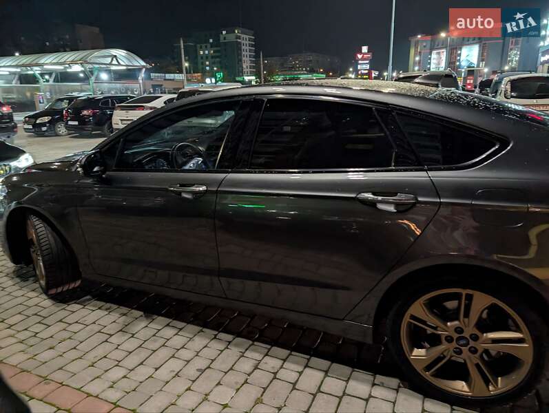 Седан Ford Fusion 2017 в Ивано-Франковске