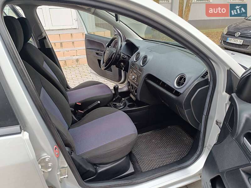 Хетчбек Ford Fusion 2008 в Вінниці фото 13 Хетчбек Ford Fusion 2008 в Вінниці