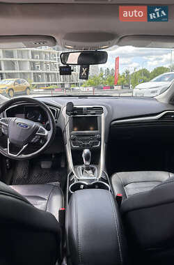 Седан Ford Fusion 2016 в  фото 9 Седан Ford Fusion 2016 в