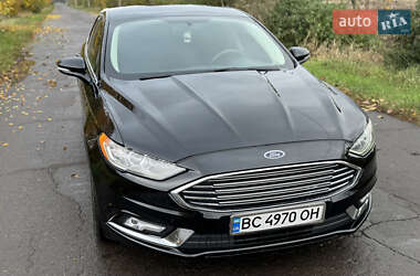 Седан Ford Fusion 2017 в 