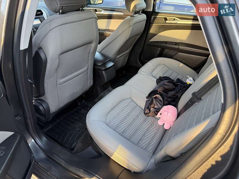 Седан Ford Fusion 2015 в Смеле фото 6 Седан Ford Fusion 2015 в Смеле