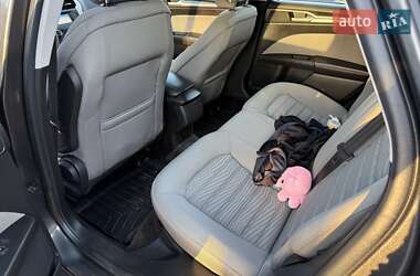 Седан Ford Fusion 2015 в 