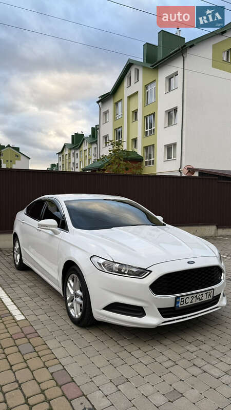 Ford Fusion 2015