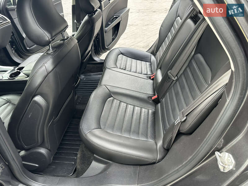 Седан Ford Fusion 2015 в Запоріжжі