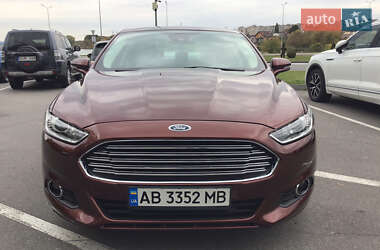 Седан Ford Fusion 2015 в 