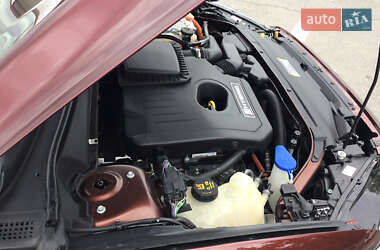 Седан Ford Fusion 2015 в 