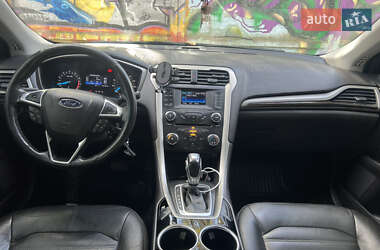 Седан Ford Fusion 2013 в Львові