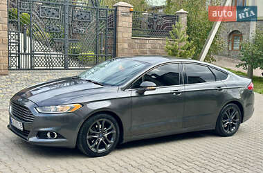 Седан Ford Fusion 2014 в 