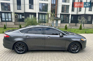 Седан Ford Fusion 2014 в 